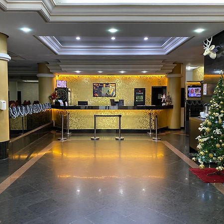 Hotel Europa Blumenau Esterno foto