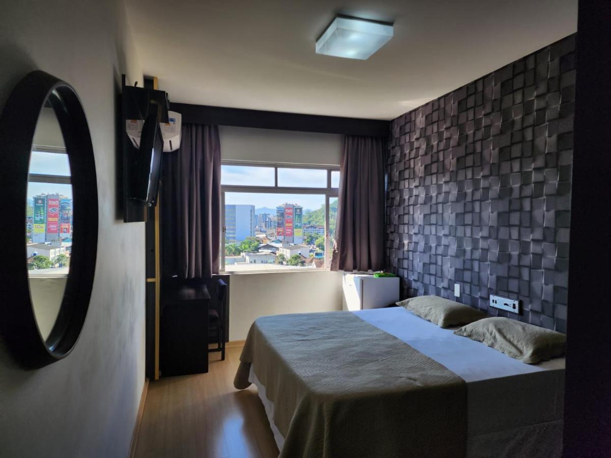 Hotel Europa Blumenau Esterno foto