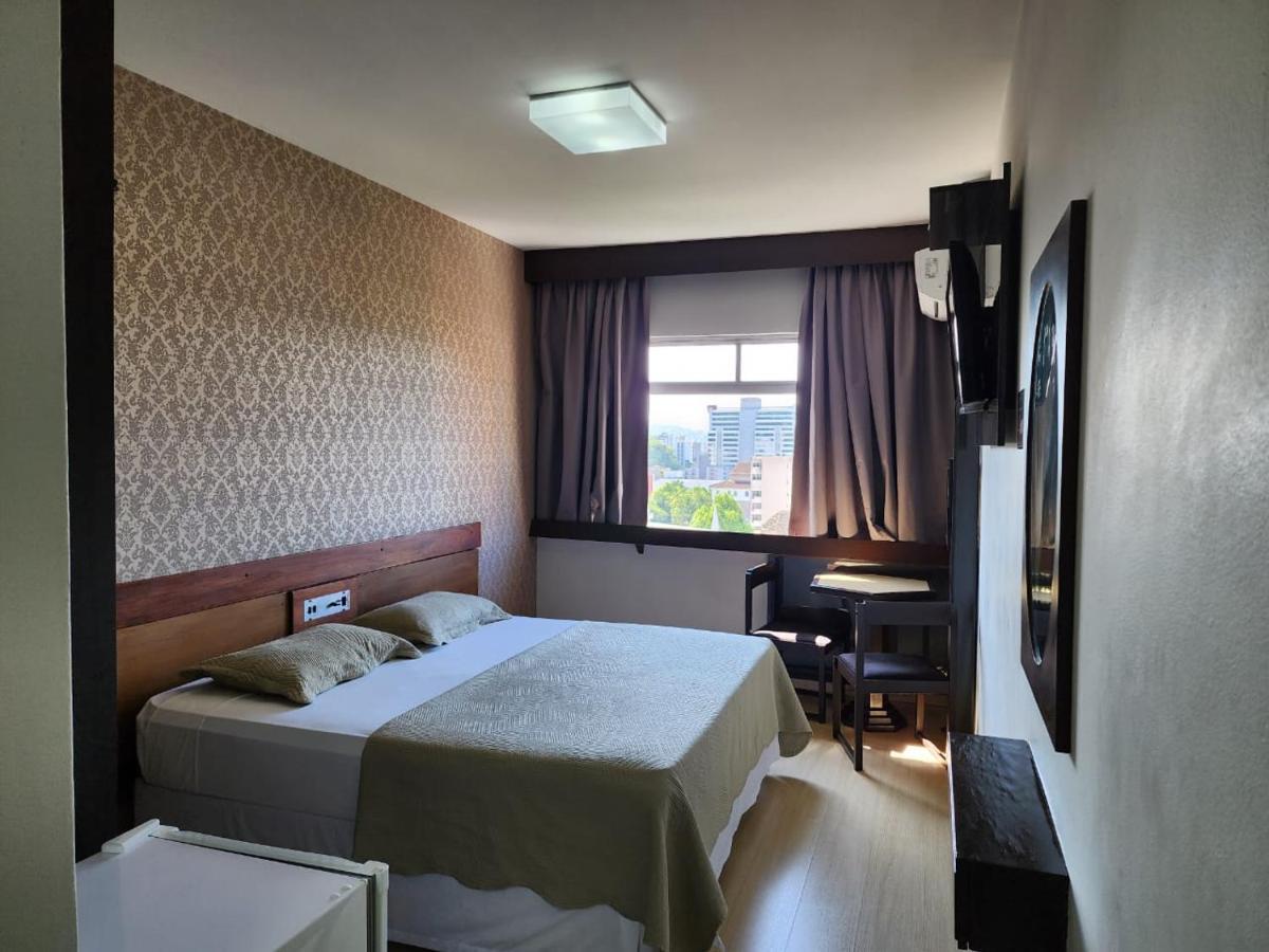Hotel Europa Blumenau Esterno foto