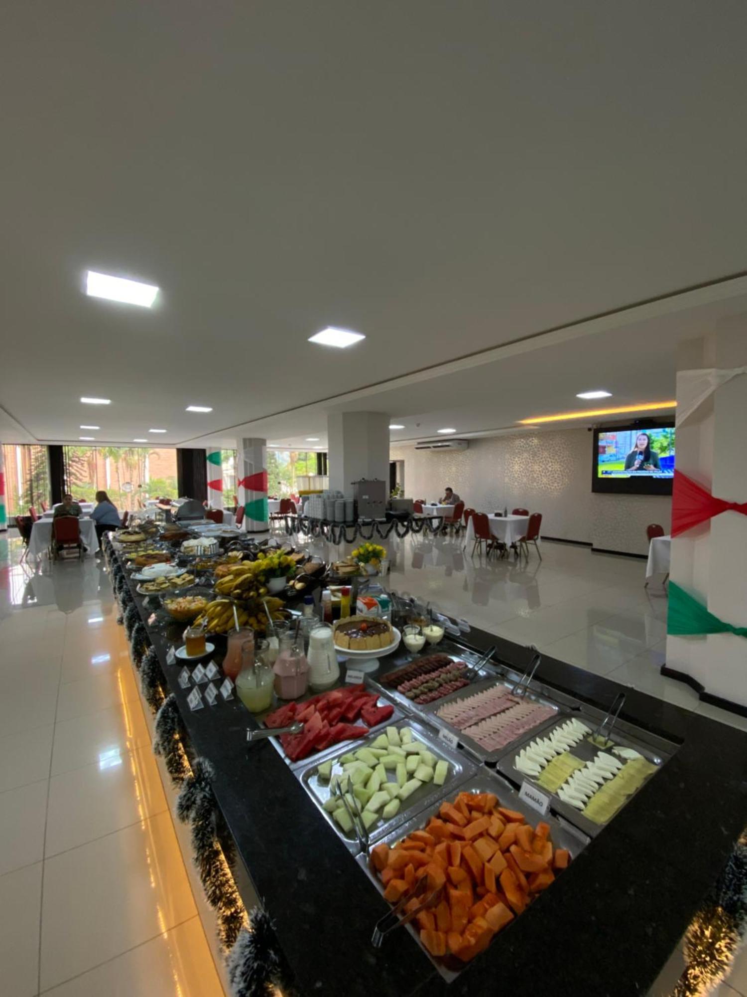 Hotel Europa Blumenau Esterno foto